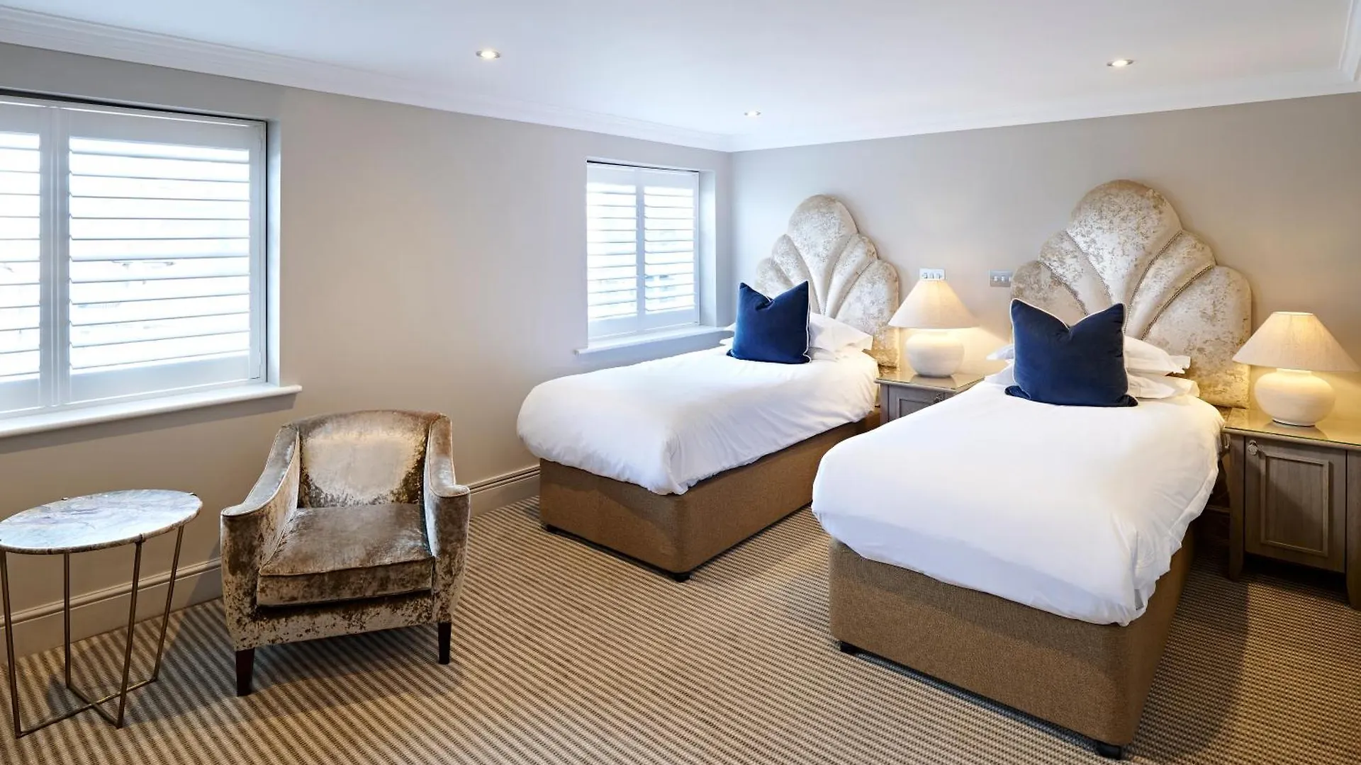 The Kings Arms Hotel Christchurch